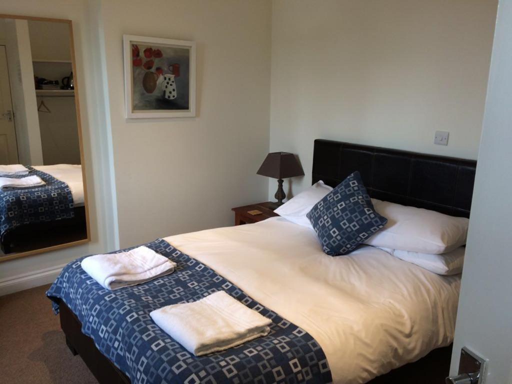 Bed and Breakfast The River Cafe Glasbury Экстерьер фото
